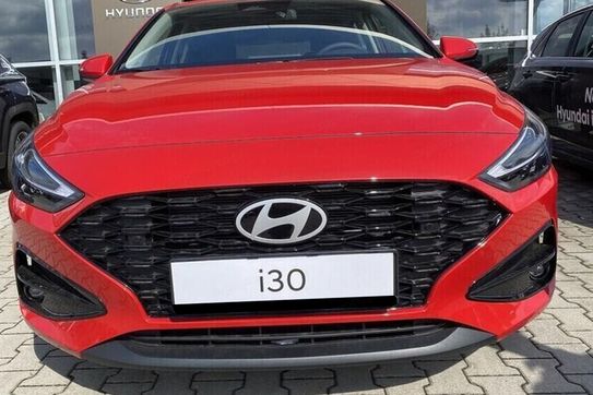Hyundai i30 1.5 DPI Pure