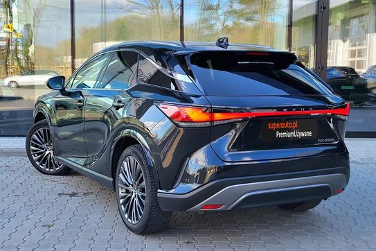 Lexus RX 350h Omotenashi