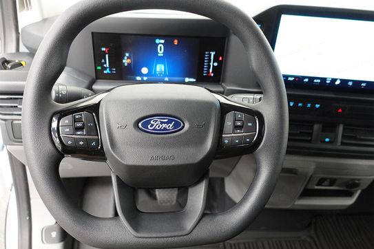 Ford Transit Custom 320 L2H1 Trend A8