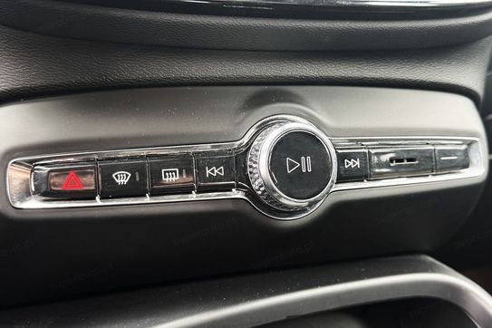 Volvo XC40 B3 Core