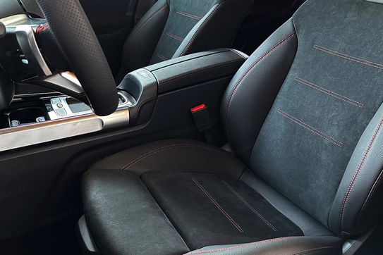 Mercedes GLB 200 AMG Line