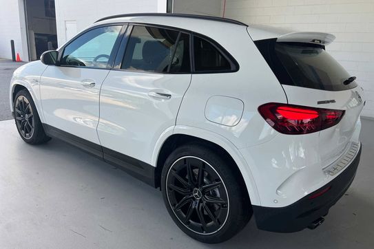 Mercedes GLA AMG  35  4-Matic