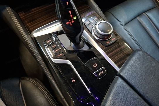 BMW Seria 5 520d xDrive mHEV Luxury Line aut