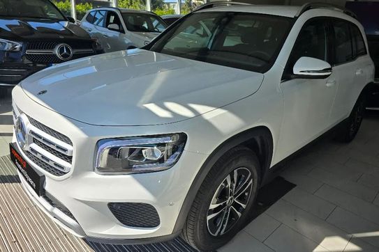 Mercedes GLB 200 4-Matic Style 8G-DCT