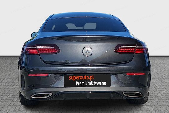 Mercedes E Klasa Coupe 300 AMG Line