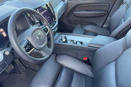 Volvo XC60 B4 D AWD Plus Bright aut