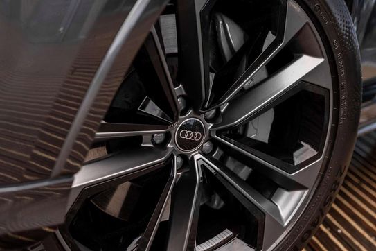 Audi Q7 50 TDI quattro S Line