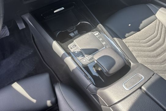 Mercedes GLB 200