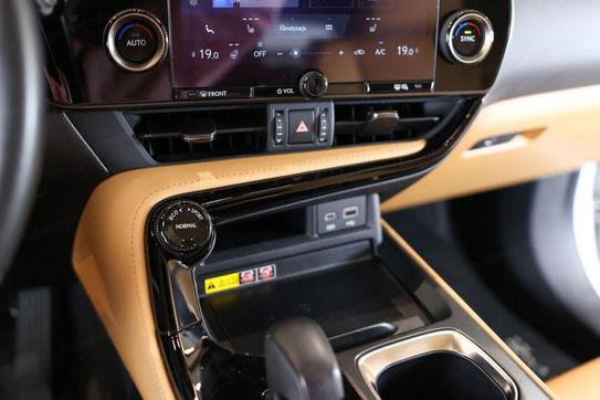 Lexus NX 350H Prestige 2WD