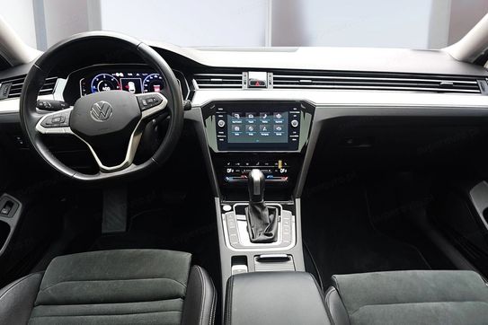 Volkswagen Passat 2.0 TDI Elegance DSG