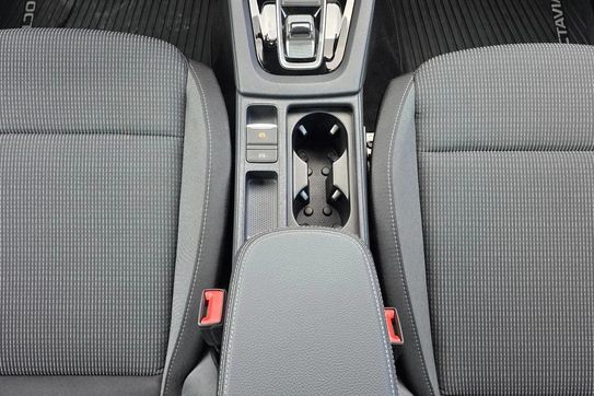 Skoda Octavia 1.5 TSI mHEV  Selection DSG