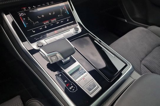 Audi Q7 50 TDI quattro S Line