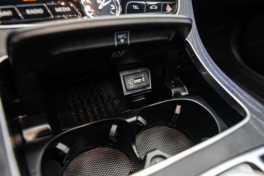 Mercedes Klasa E E 220 d 4-Matic AMG