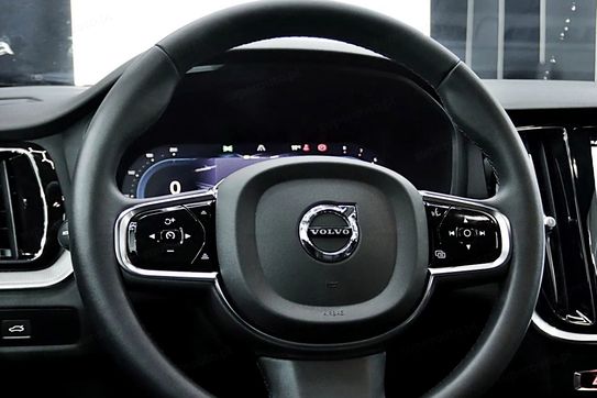 Volvo S60 B5 B AWD Plus Dark aut