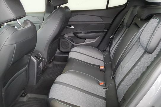 Peugeot 408 1.2 Puretech Allure Pack S&S EAT8
