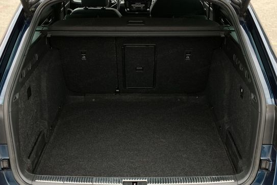 Skoda Superb 2.0 Tdi Scr L&K Dsg