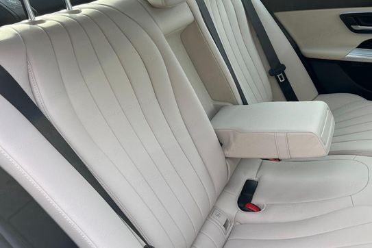 Mercedes Klasa E 220 d  4-Matic AMG