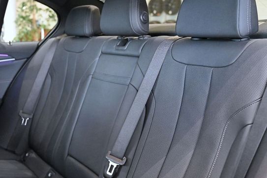 BMW Seria 5 530d xDrive mHEV M Sport sport-aut