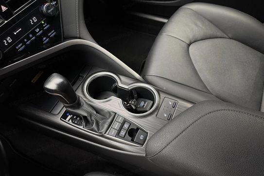 Toyota Camry 2.5 Hybrid Executive CVT