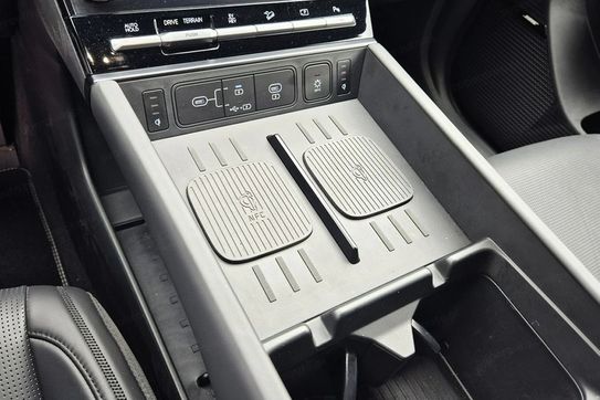 Hyundai Santa Fe T-GDI PHEV Calligraphy 4WD aut 7os.