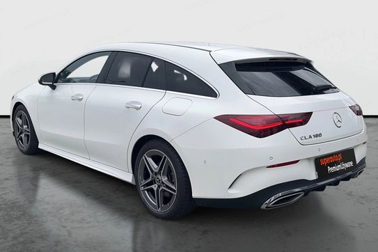 Mercedes CLA Shooting Brake 180 AMG Line