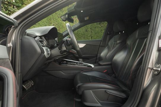 Audi A4 45 TFSI mHEV quattro S Line S tronic