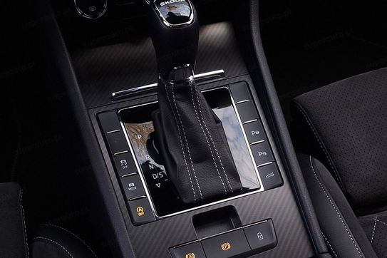 Skoda Superb 2.0 TDI SCR Sportline DSG