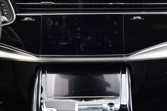 Audi Q7 55 TFSI e quattro S Line