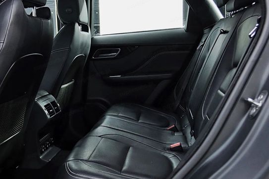 Jaguar F-Pace 2.0 i4D AWD R-Sport aut