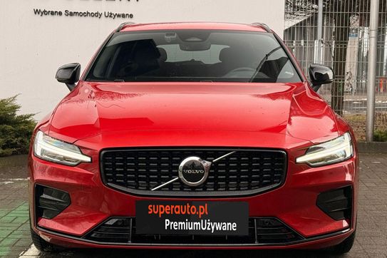 Volvo V60 B4 B Plus Dark