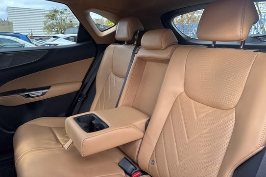 Lexus NX 350h Omotenashi AWD