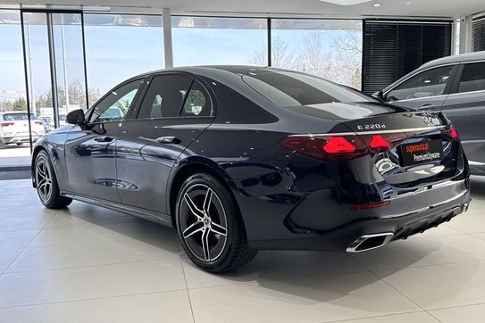Mercedes Klasa E 220 d mHEV 4-Matic AMG 9G-Tronic