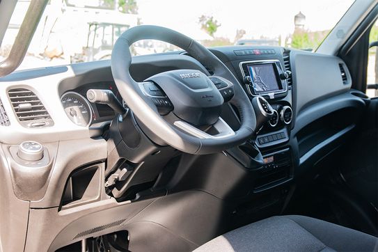 Iveco Daily 70C18 HA8/P Hi-Matic Autolaweta