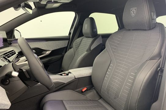 Peugeot 3008 GT 1.2 mHEV e-DCS6