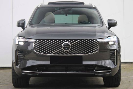 Volvo XC90 B5 AWD Ultra Bright