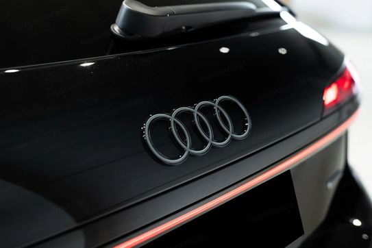 Audi A6 e-Hybrid quattro Avant