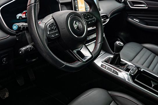 MG HS 1.5 T-GDI Exclusive