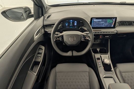 MG 3 Exclusive 1.5 Hybrid+ AT