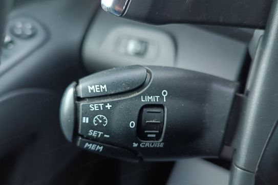 Peugeot Partner Van L2H1 AT