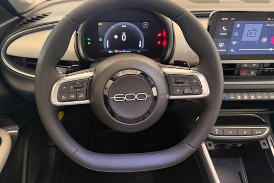 Fiat 600 La Prima 1.2 Turbo Hybrid eDCT