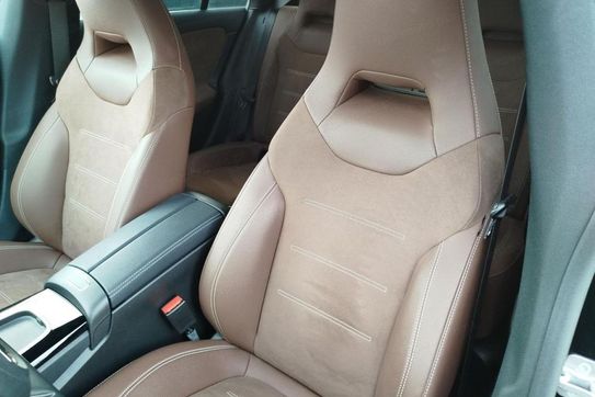 Mercedes CLA 200 mHEV AMG Line 7G-DCT