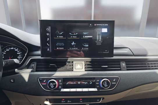 Audi A4 35 TFSI mHEV S tronic