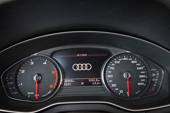 Audi Q5 35 TDI mHEV Advanced S tronic