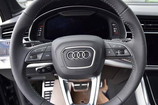 Audi Q7 50 TDI quattro S Line