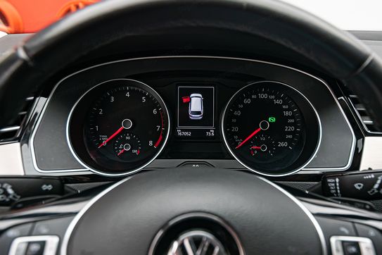 Volkswagen Passat 1.8 TSI R-Line DSG