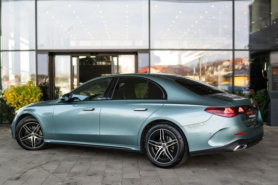 Mercedes Klasa E 220 d 4MATIC AMG Line