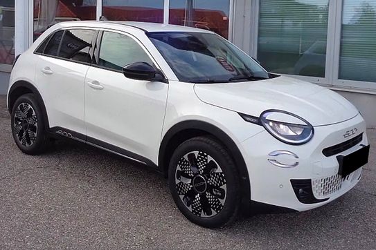 Fiat 600 La Prima 1.2 Turbo Hybrid eDCT