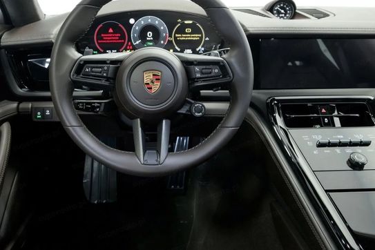 Porsche Panamera 4 E-Hybrid