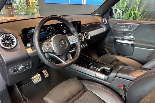 Mercedes GLB 200 4MATIC AMG Line
