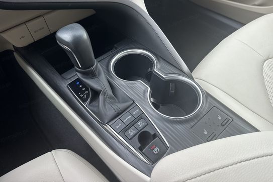 Toyota Camry Executive 2.5 Hybrid  CVT